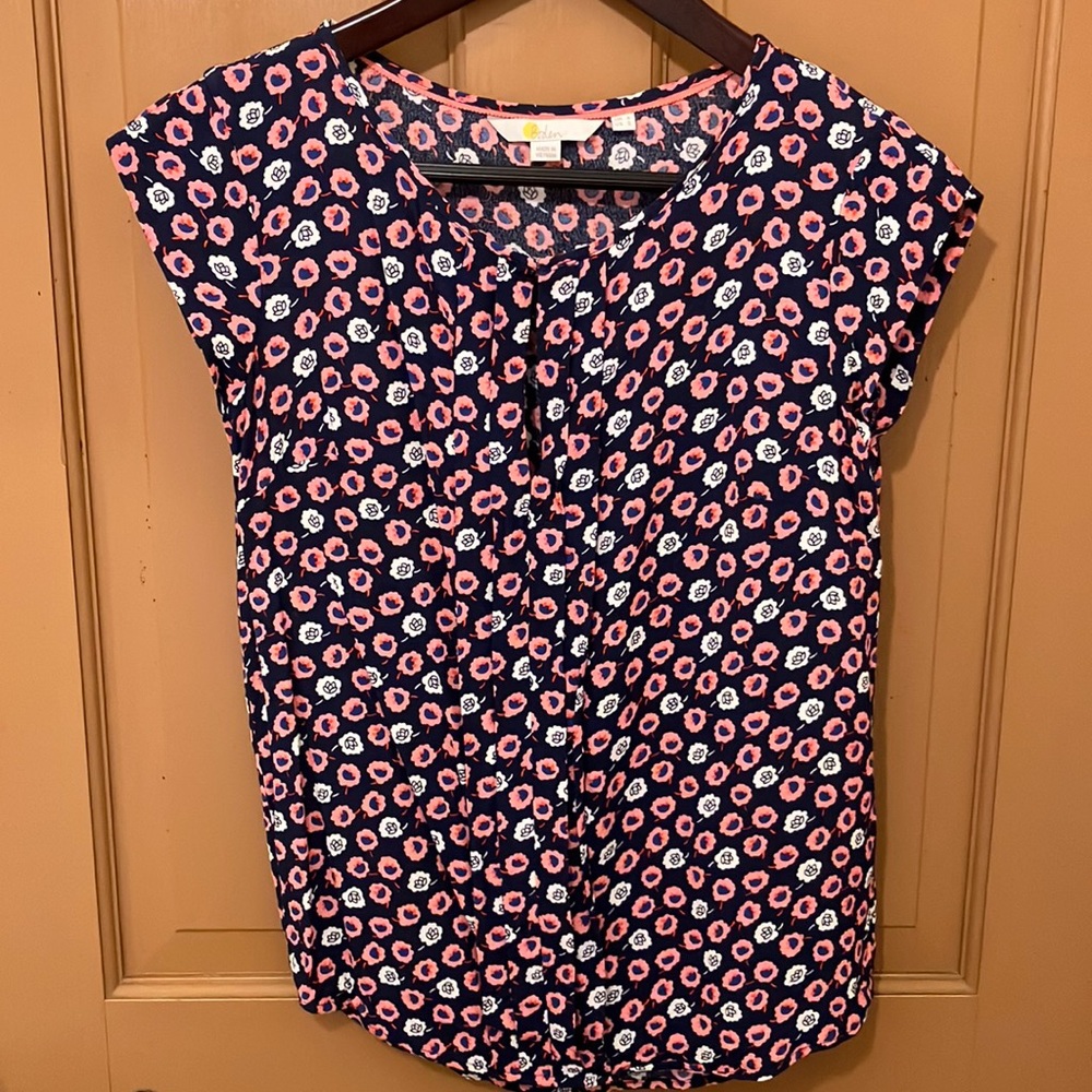 Boden Pleat Front Top “Azalea Bud”